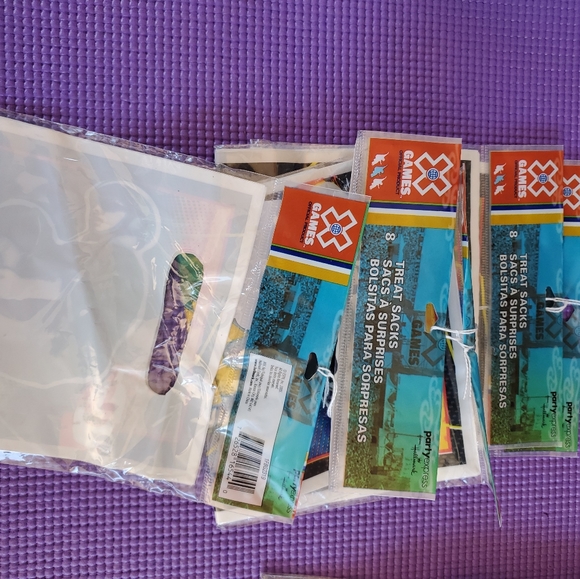 X games roller skate treat bags  party express - Picture 4 of 4